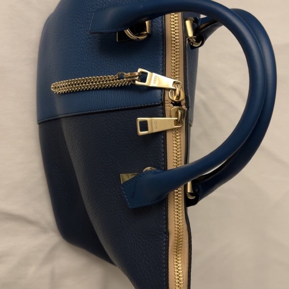 Chloe bag 100%authentic with card & dust bag.like brand new with shoulder strap - Picture 3 of 8